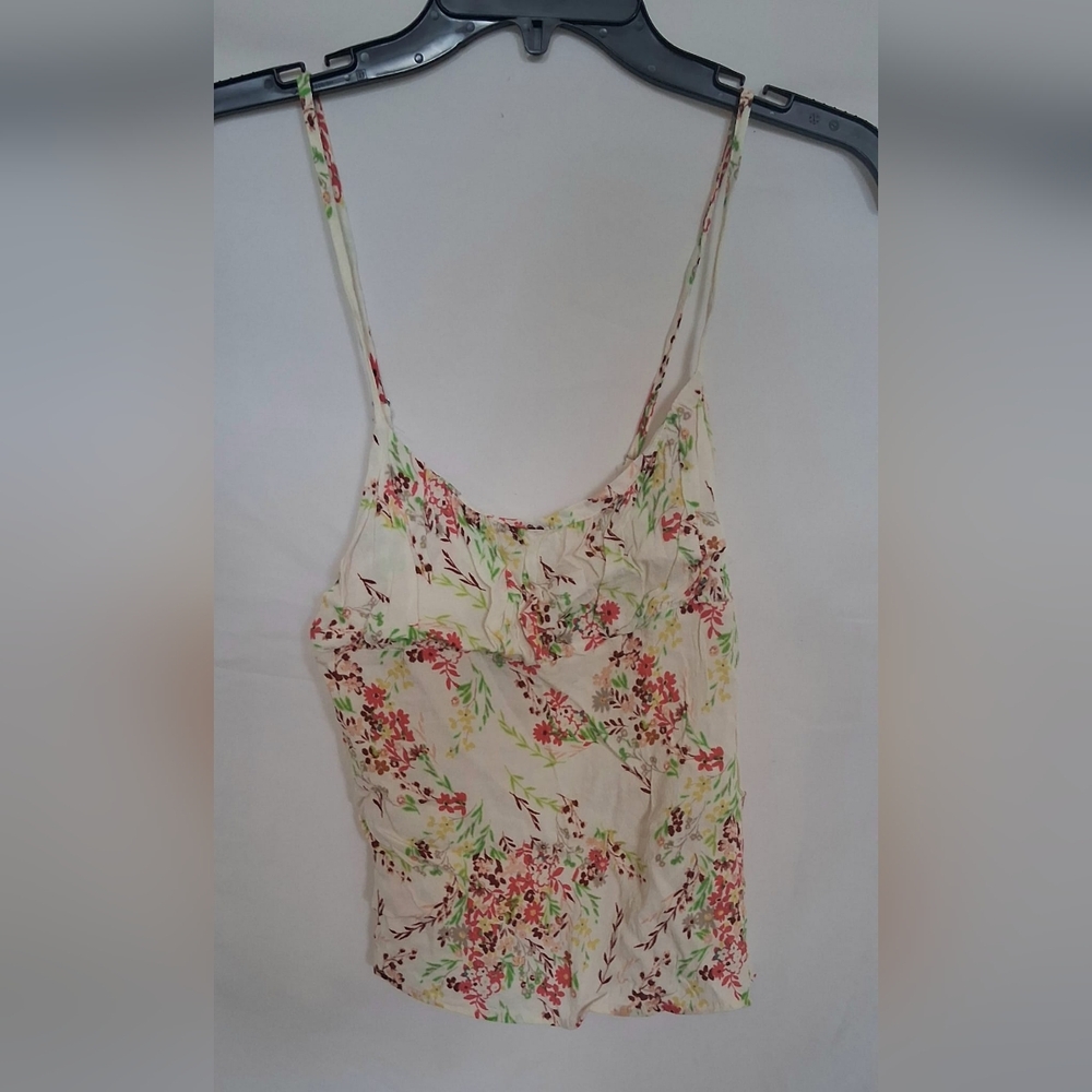 Forever 21 Floral Print Camisole in Cream